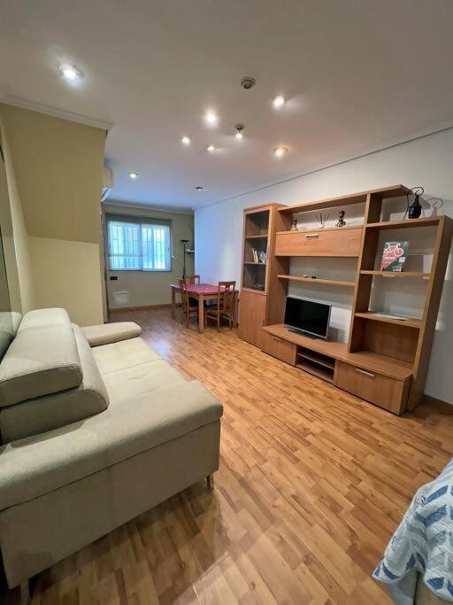 Estudio Para Parejas Con Wifi En La Playa Valensiya Oda fotoğraf